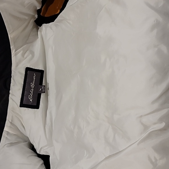 Gorgeous Ivory Black & Gray Quilted Vest - Picture 6 of 12